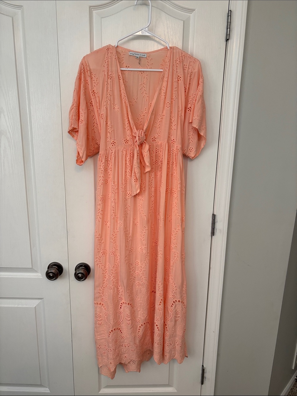 Young Fabulous & Broke Peach Eyelet Tie-Front Caftan Dress size Medium